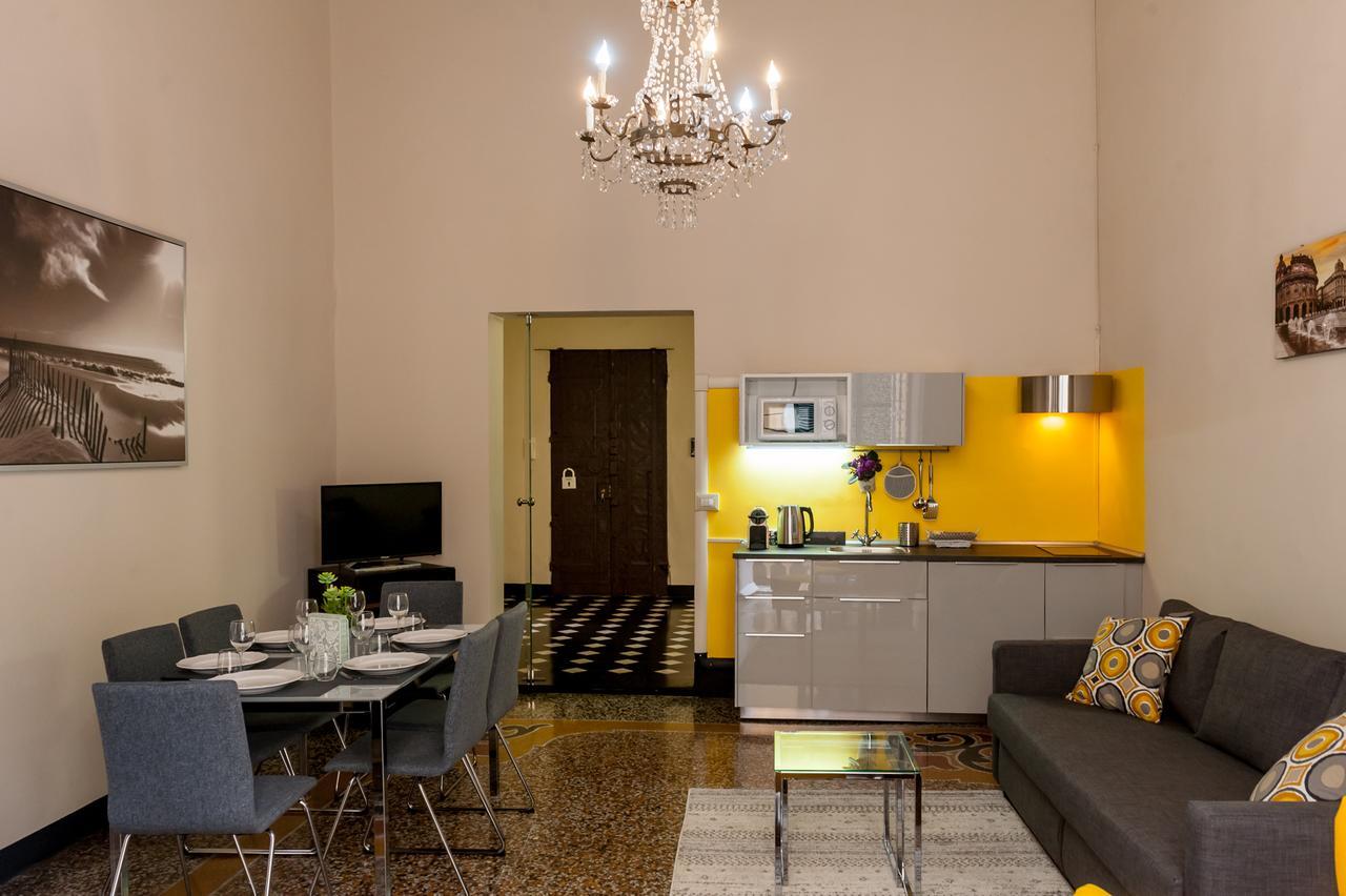 Apartment Old &
